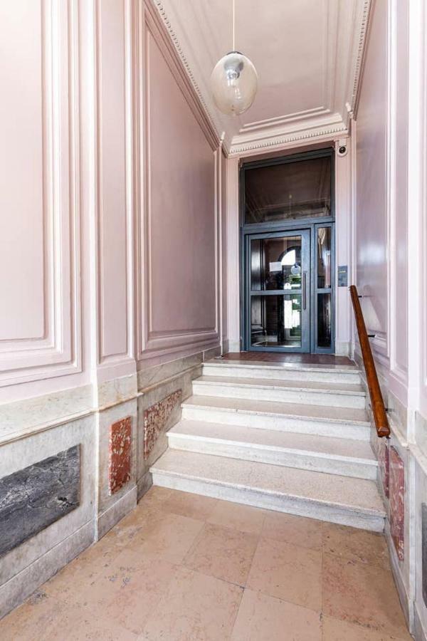 Au Coeur Du Vieux Port - Le Quai Bourgeois Apartment Marseille Luaran gambar