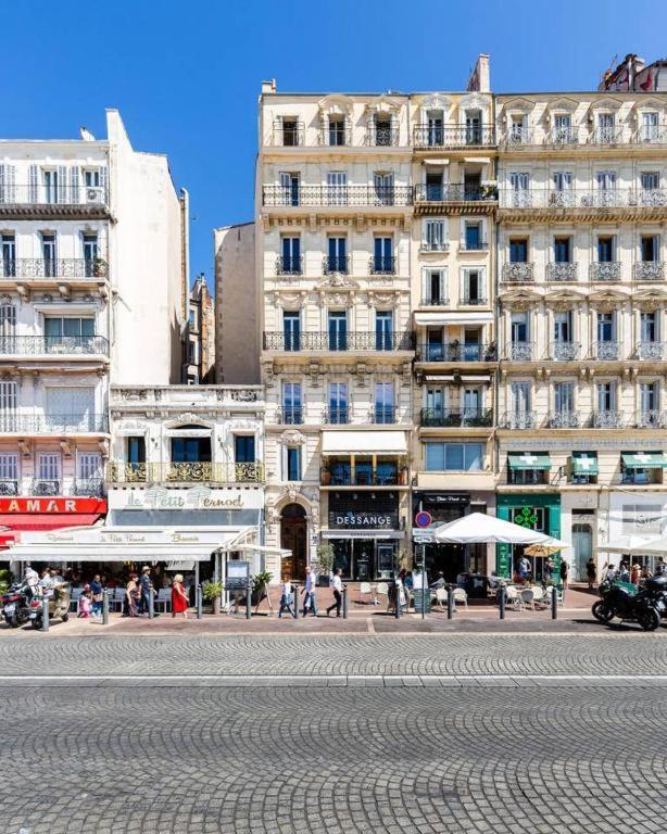 Au Coeur Du Vieux Port - Le Quai Bourgeois Apartment Marseille Luaran gambar